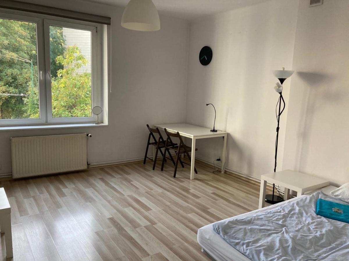 Dwuosobowy pokój w mieszkaniu czteropokojowym w centrum Gdyni. Gdynia Exterior foto